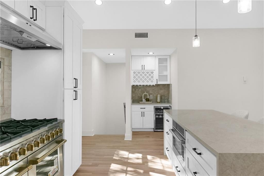 Image 12 of property listing at 3154 Briarcliff Way, Atlanta, GA 30345