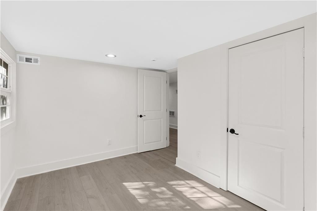 Image 30 of property listing at 3154 Briarcliff Way, Atlanta, GA 30345
