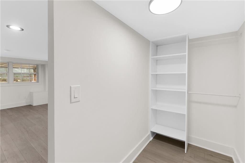 Image 34 of property listing at 3154 Briarcliff Way, Atlanta, GA 30345