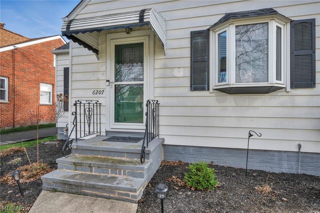 6207 Gilbert Avenue, Parma, OH 44129