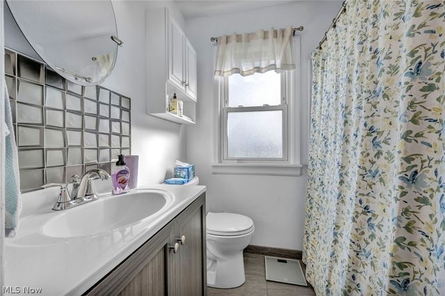 6207 Gilbert Avenue, Parma, OH 44129