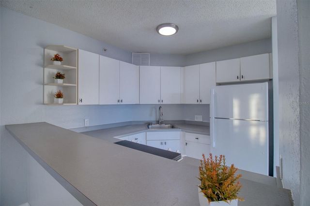 3315 58 AVENUE S 608, St Petersburg, FL 33712