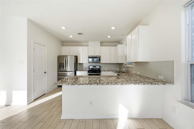 17210 Rock Willow Lane, Tomball, TX 77377