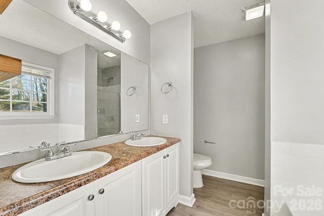 1112 Thoroughbred Place NW, Concord, NC 28027