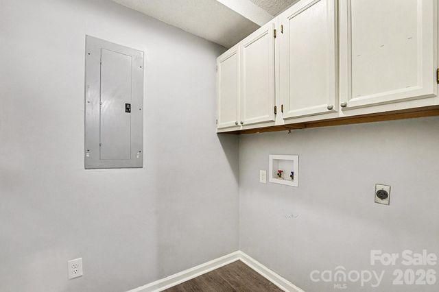 1112 Thoroughbred Place NW, Concord, NC 28027