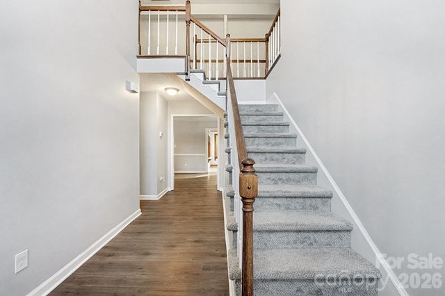 1112 Thoroughbred Place NW, Concord, NC 28027