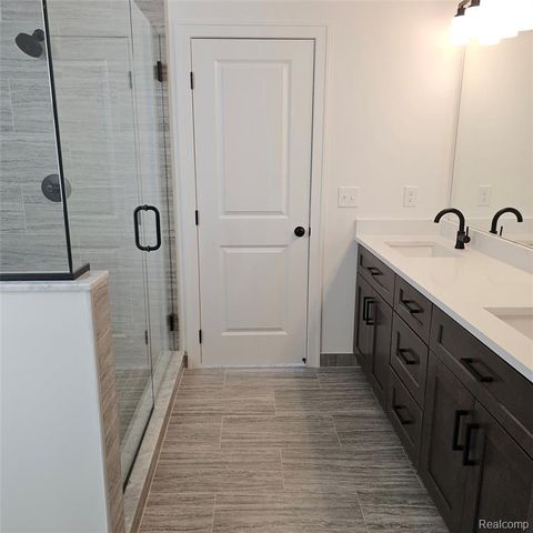 50797 Mistwood Drive, Macomb, MI 48042