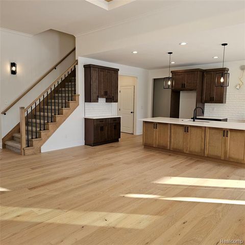 50797 Mistwood Drive, Macomb, MI 48042