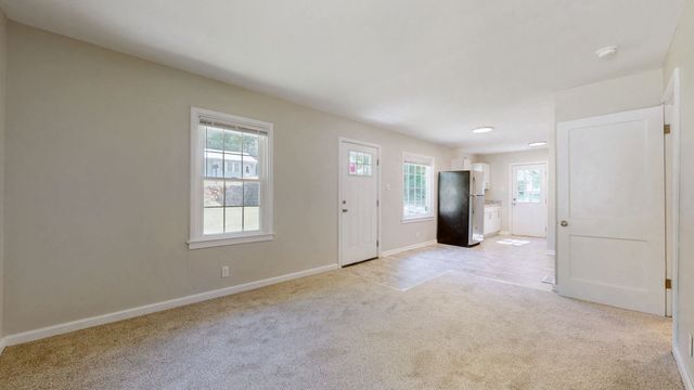 968 Swift Dr, Clarksville, TN 37040