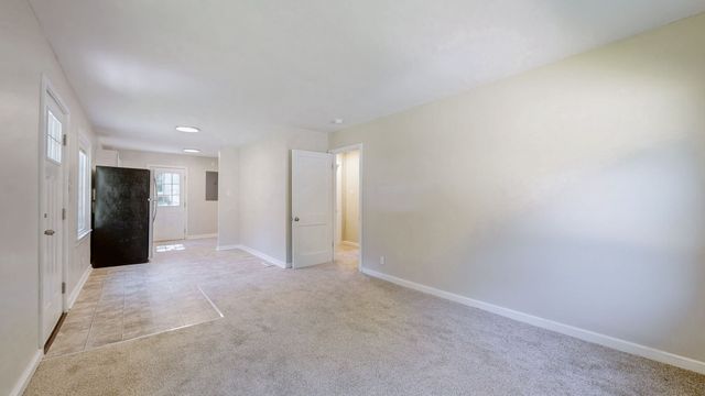 968 Swift Dr, Clarksville, TN 37040