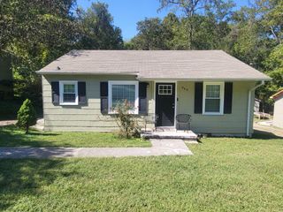 968 Swift Dr, Clarksville, TN 37040