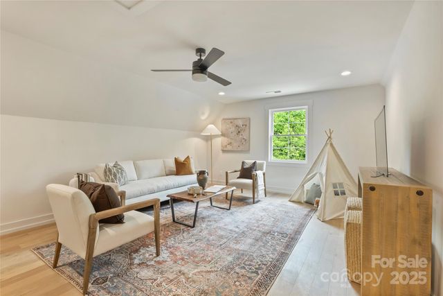 205 Coxe Avenue, Charlotte, NC 28208