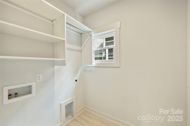 205 Coxe Avenue, Charlotte, NC 28208