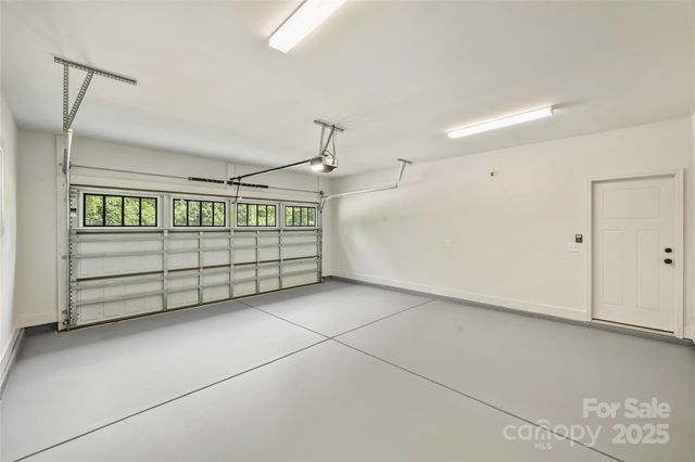 205 Coxe Avenue, Charlotte, NC 28208