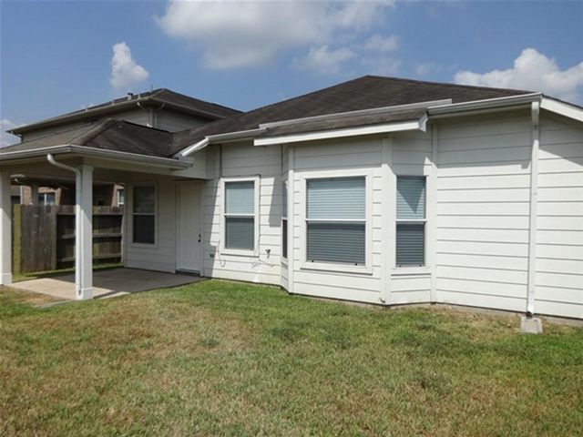 4719 Brazos Point Lane, Fresno, TX 77545