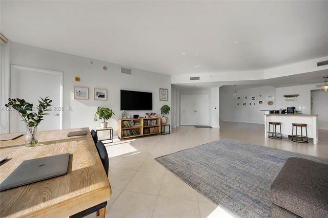 3131 NE 188th St 2-506, Aventura, FL 33180