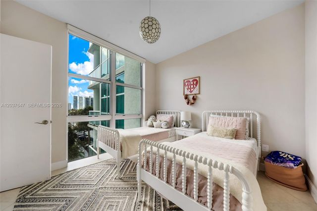 3131 NE 188th St 2-506, Aventura, FL 33180