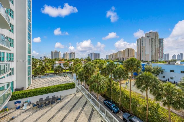 3131 NE 188th St 2-506, Aventura, FL 33180