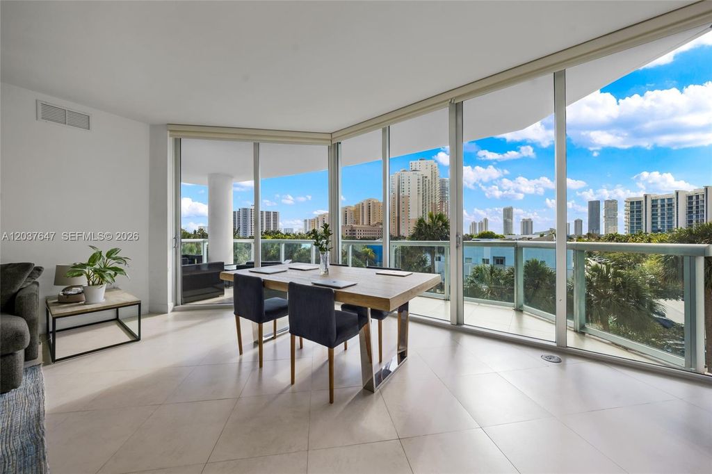 3131 NE 188th St 2-506, Aventura, FL 33180