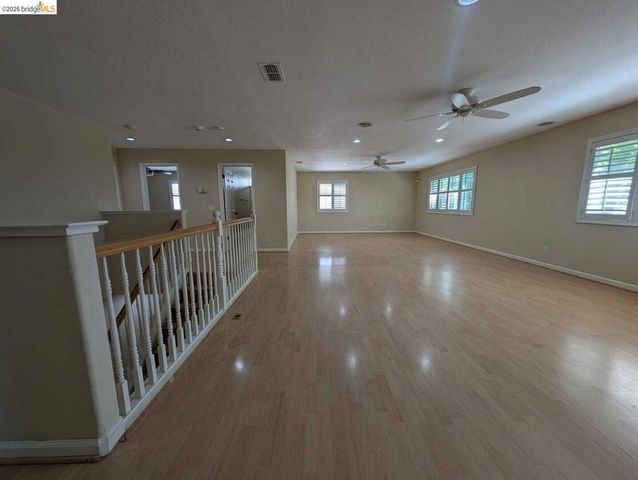 6529 Brook Hollow CIR, Stockton, CA 95219