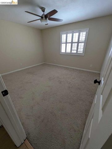 6529 Brook Hollow CIR, Stockton, CA 95219