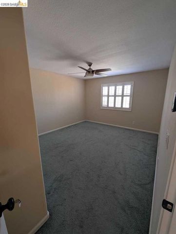 6529 Brook Hollow CIR, Stockton, CA 95219