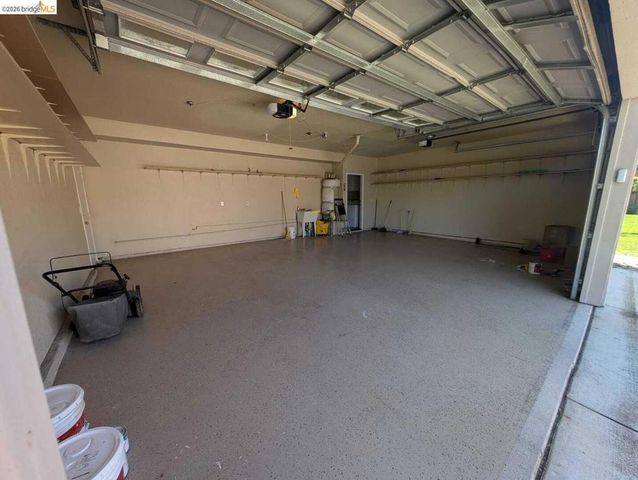 6529 Brook Hollow CIR, Stockton, CA 95219