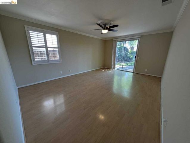6529 Brook Hollow CIR, Stockton, CA 95219