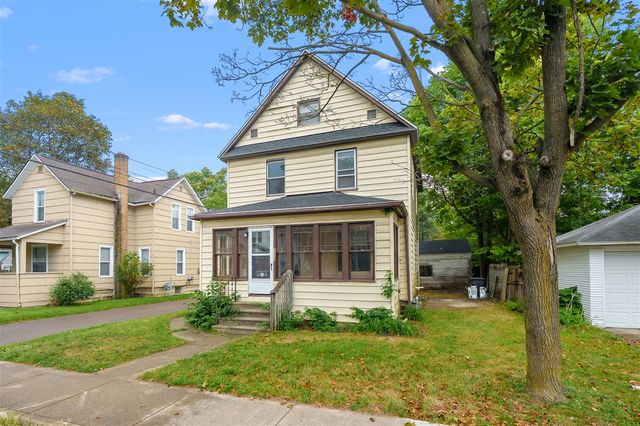 1512 Race Street, Kalamazoo, MI 49001