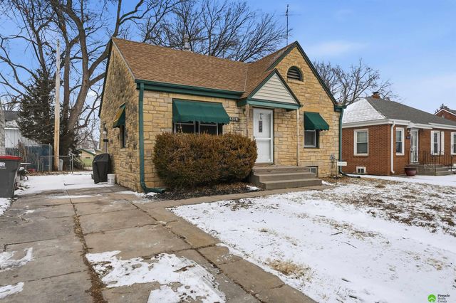 6310 Leighton Avenue, Lincoln, NE 68507