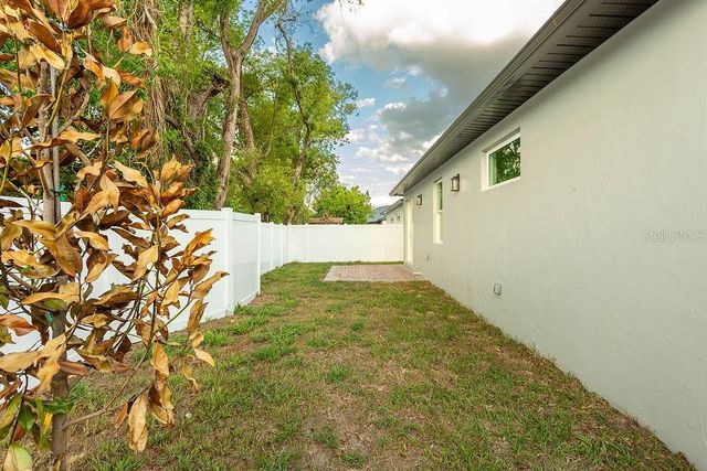 3215 W AILEEN STREET, Tampa, FL 33607