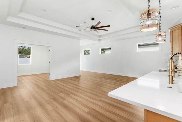 3215 W AILEEN STREET, Tampa, FL 33607