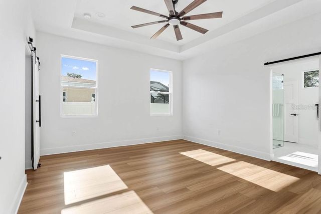 3215 W AILEEN STREET, Tampa, FL 33607