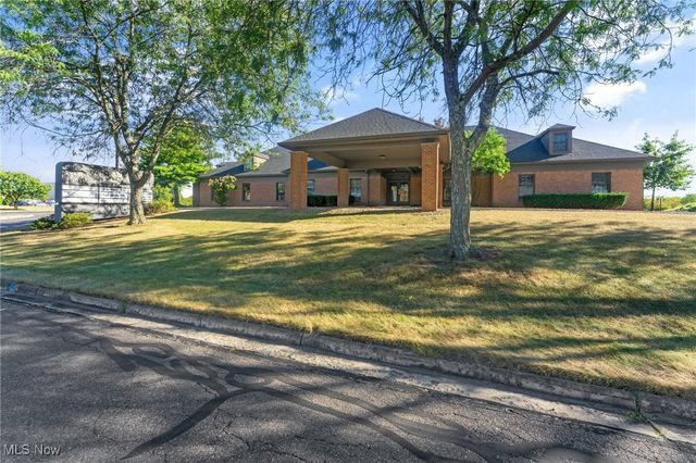 925 Trailwood Drive, Boardman, OH 44512