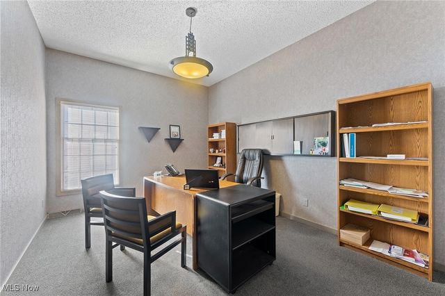 925 Trailwood Drive, Boardman, OH 44512