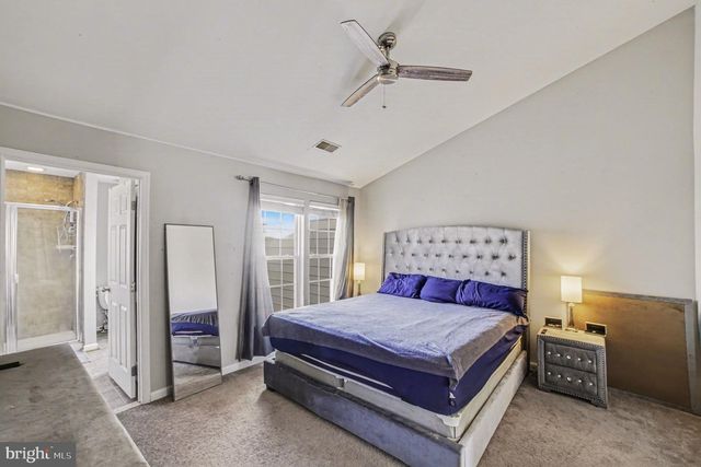 307 MONROE POINT DR, Colonial Beach, VA 22443