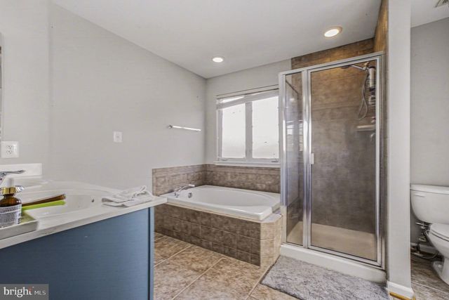 307 MONROE POINT DR, Colonial Beach, VA 22443