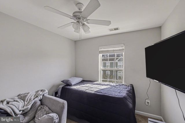 307 MONROE POINT DR, Colonial Beach, VA 22443