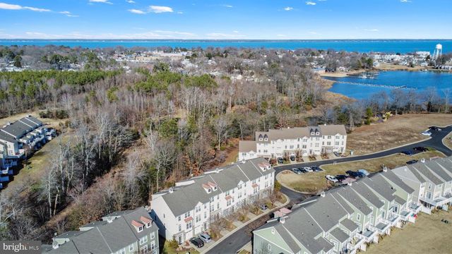 307 MONROE POINT DR, Colonial Beach, VA 22443