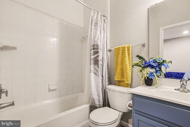 307 MONROE POINT DR, Colonial Beach, VA 22443