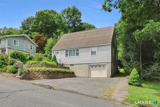 94 Gilman Street, Waterbury, CT 06704