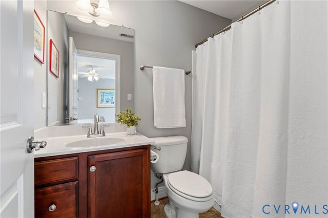 2013 Grey Oaks Park Ln, Glen Allen, VA 23059