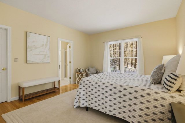 21 Parkman Brook Lane, Stratham, NH 03885