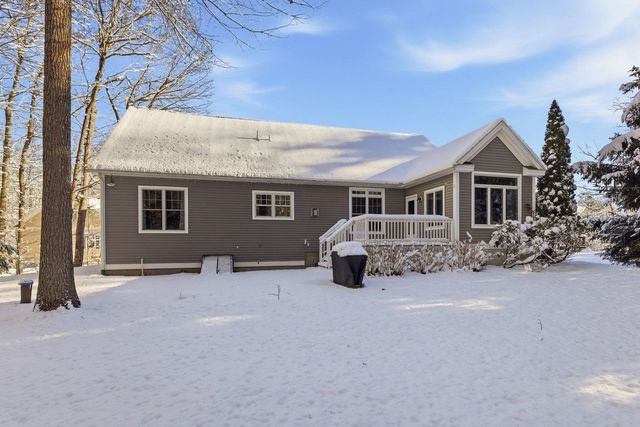 21 Parkman Brook Lane, Stratham, NH 03885