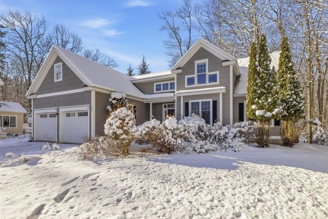 21 Parkman Brook Lane, Stratham, NH 03885