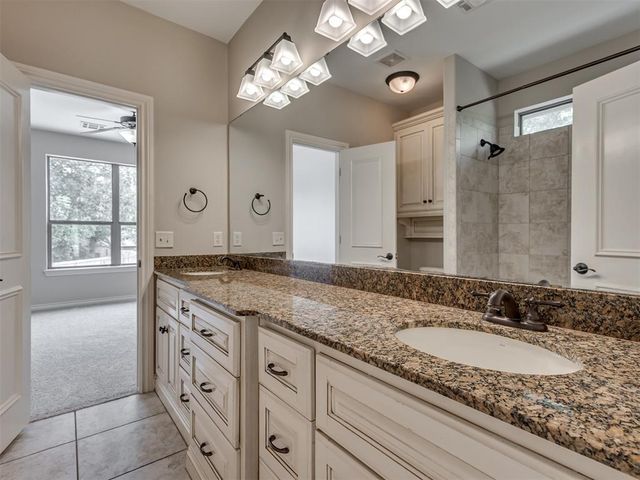 1233 Autumn Creek Drive, Edmond, OK 73003