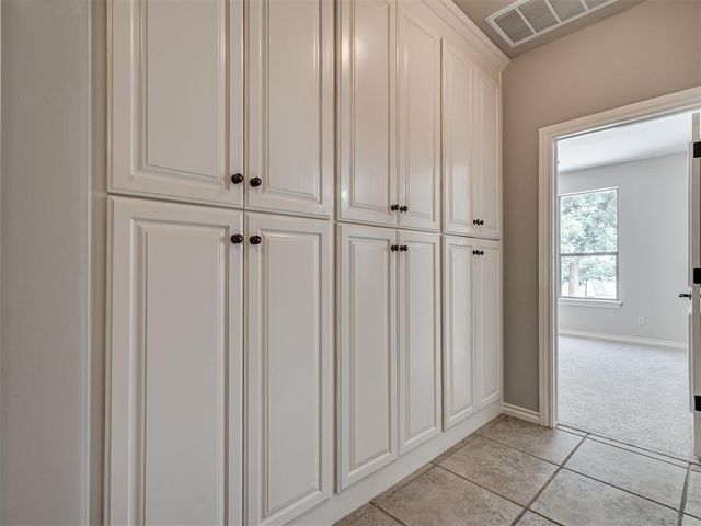 1233 Autumn Creek Drive, Edmond, OK 73003