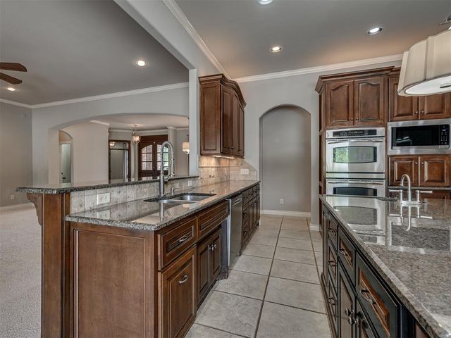 1233 Autumn Creek Drive, Edmond, OK 73003