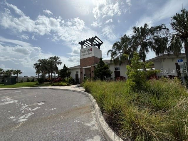 33083 FROSTED CLOVER WAY, Wesley Chapel, FL 33545