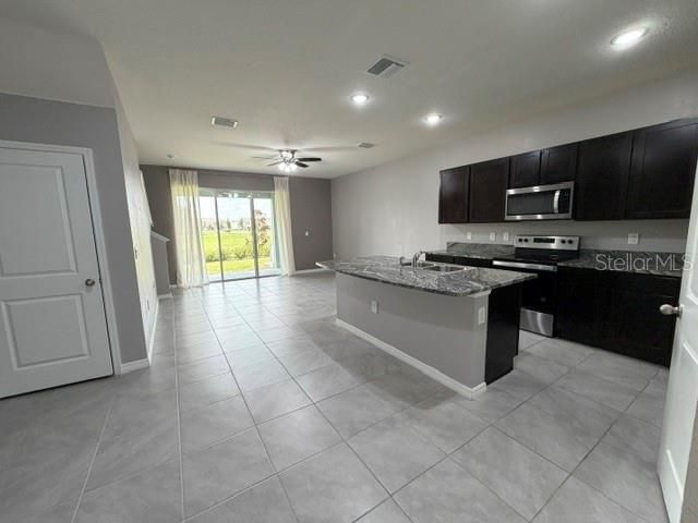 33083 FROSTED CLOVER WAY, Wesley Chapel, FL 33545